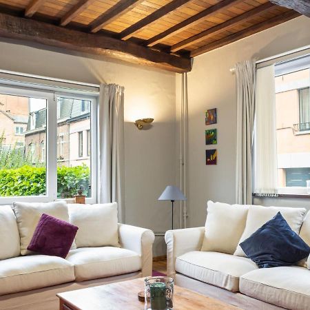 Stylish Apartment In Dinant Near The Maas Exterior photo