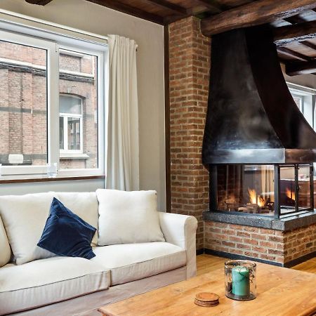 Stylish Apartment In Dinant Near The Maas Exterior photo